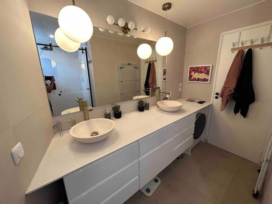 Appartement Cocon Moderne Et Design, Proche Bastille Et Gare De Lyon *